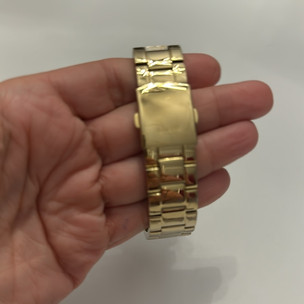 Guess & Fossil Watch Bundle - image 4